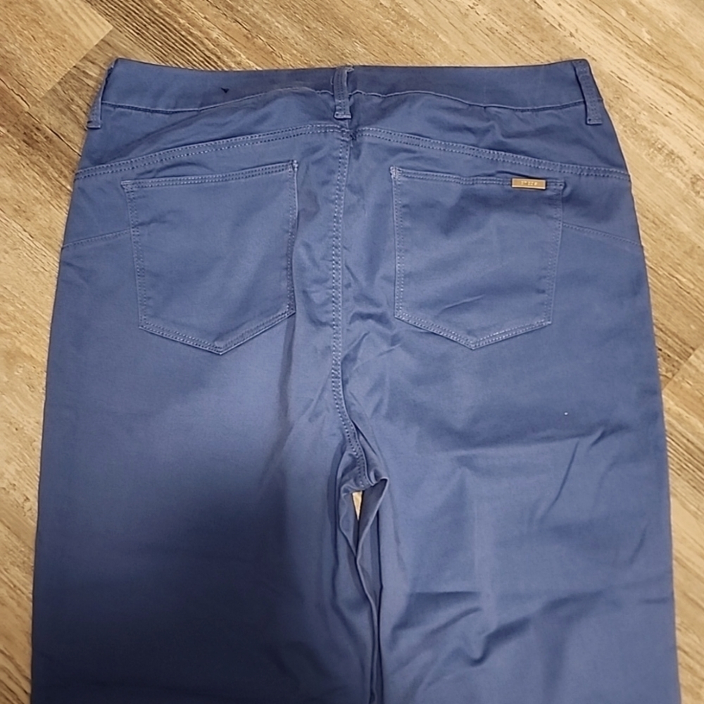 Chico's the SO Lifting crop pants blue size 12/Large (chico's 2) - Picture 6 of 9